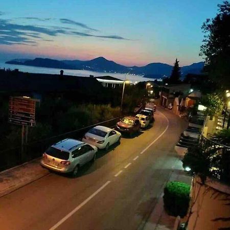 Bmv Room 2 With East Island View Светі-Стефан Екстер'єр фото